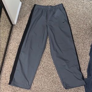 Men’s Nike windbreaker sweats